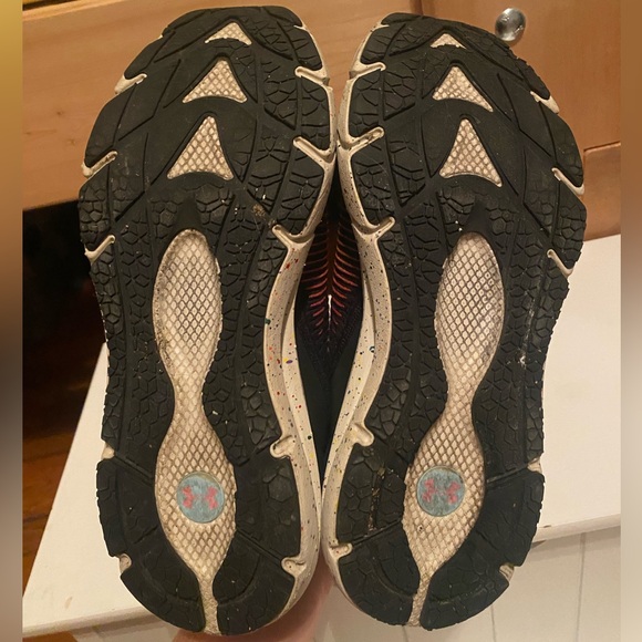 Under Armour Hovr Phantom 2 IntelliKnit Slip Pride Shoes - Picture 4 of 5